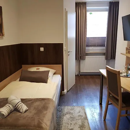 Steyerberger Hof فندق 2*