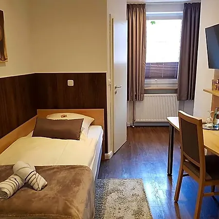 Steyerberger Hof Hotel 2*